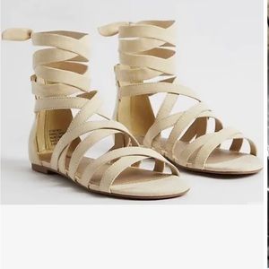 COPY - Torrid sandals!!